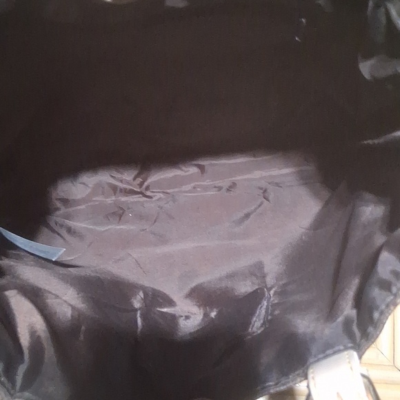 AVON SIGNATURE COLLECTION, MAYLIN TOTE - Picture 5 of 5